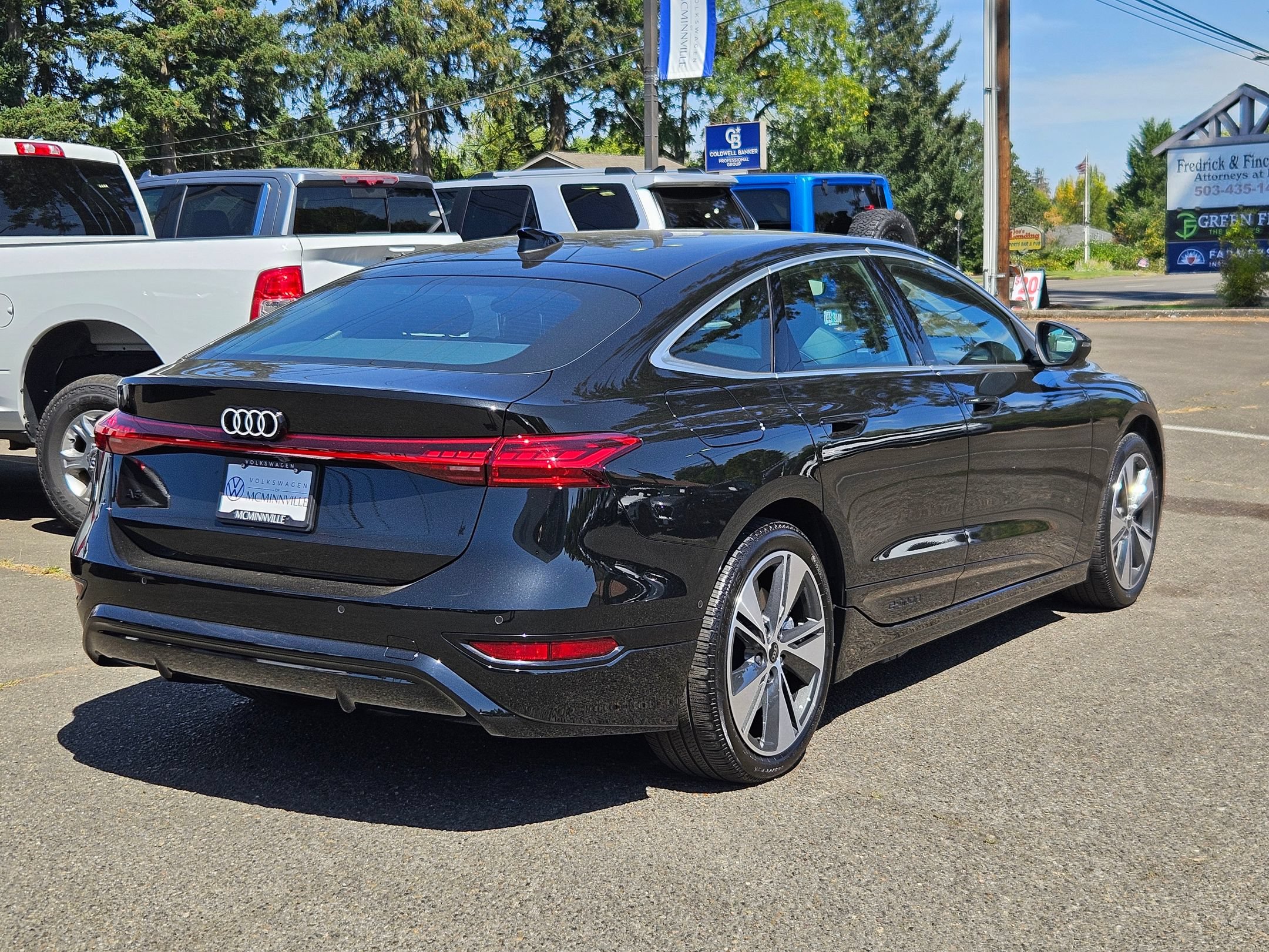 Used 2025 Audi A6 e-tron Premium Plus w/ Premium Plus RWD image 5