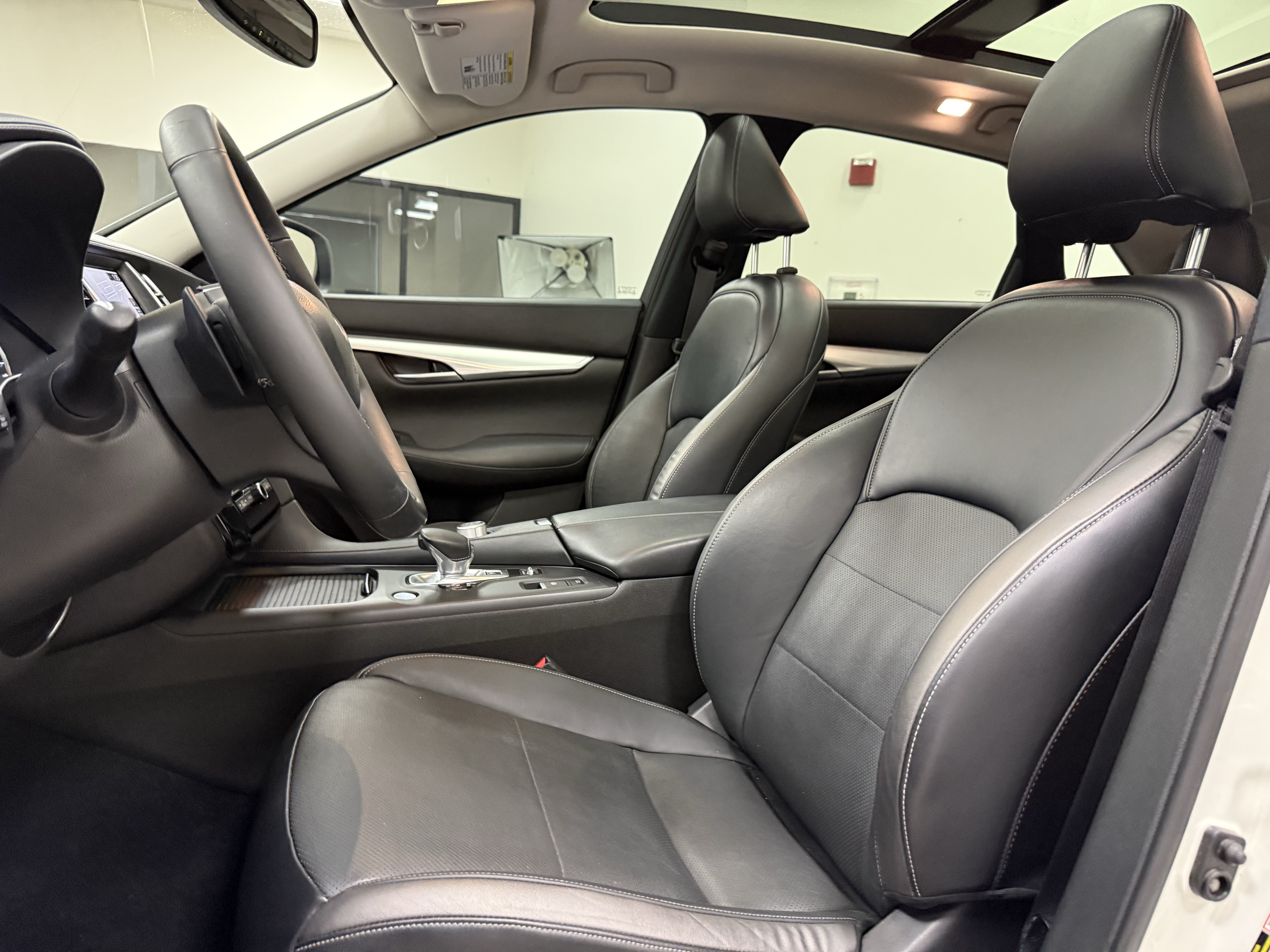 Used 2022 INFINITI QX50 Essential FWD image 13