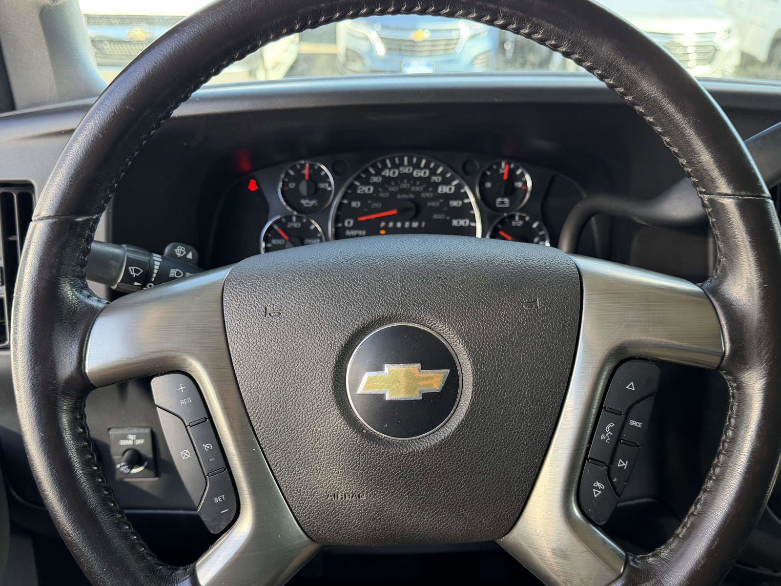 Used 2019 Chevrolet Express 2500 w/ Driver Convenience Package RWD image 31
