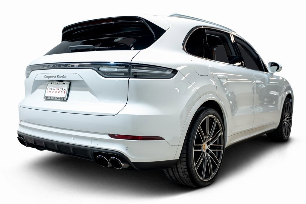 Used 2021 Porsche Cayenne Turbo image 8