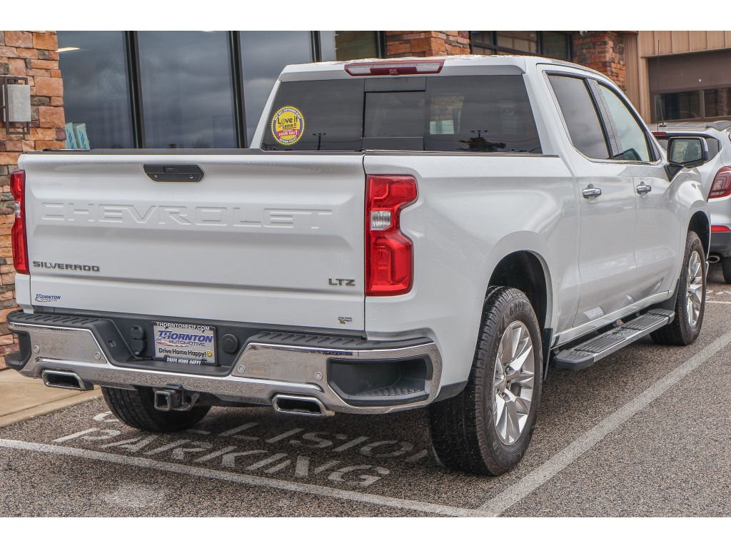 Used 2019 Chevrolet Silverado 1500 LTZ w/ LTZ Premium Package AWD/4WD image 3