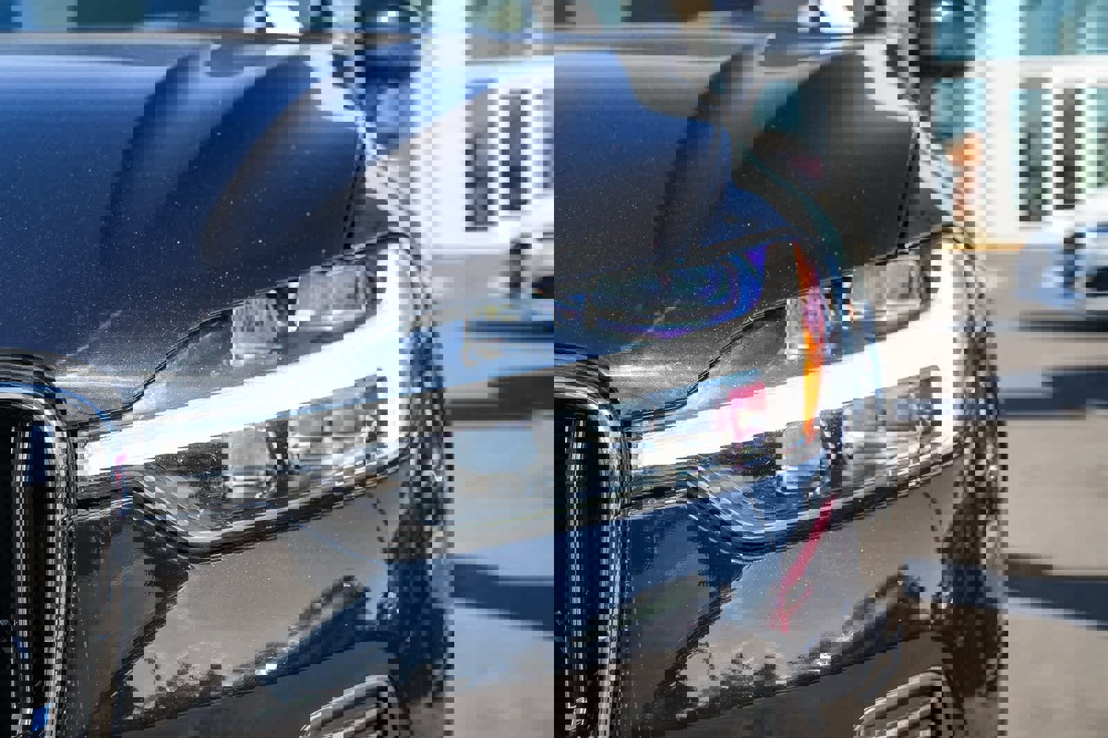 Used 2023 Volvo XC60 B5 Ultimate image 8