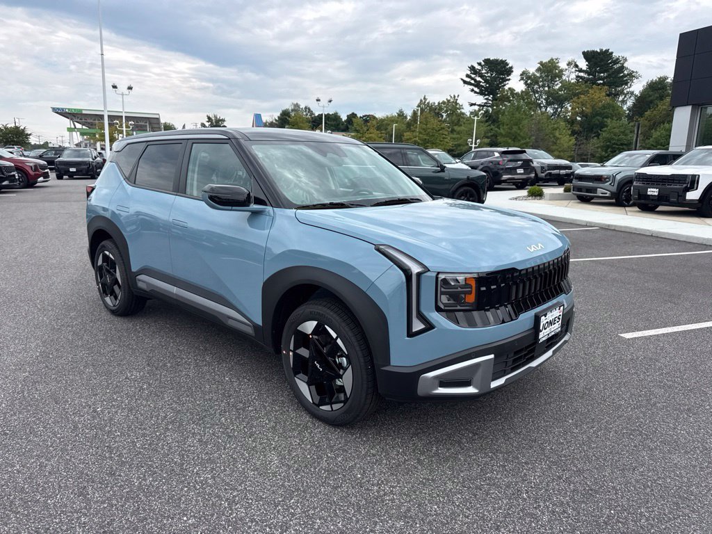 New 2027 Kia Seltos S AWD/4WD image 2
