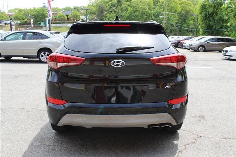 Used 2018 Hyundai Tucson Value AWD/4WD image 4