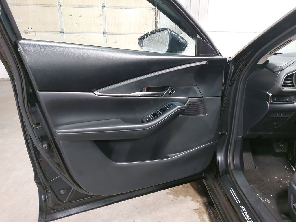 Used 2021 MAZDA CX-30 AWD 2.5 Turbo S image 28