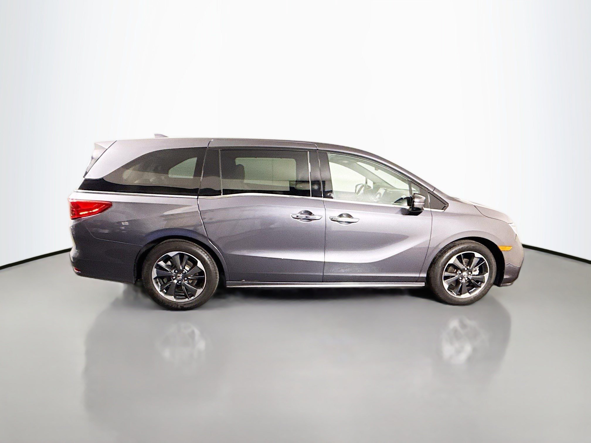 Used 2023 Honda Odyssey Elite image 11