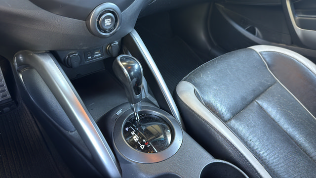 Used 2014 Hyundai Veloster Turbo FWD image 20