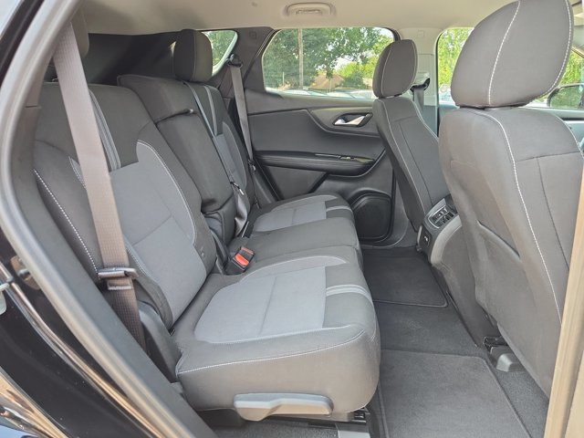 Used 2025 Chevrolet Blazer LT FWD image 26