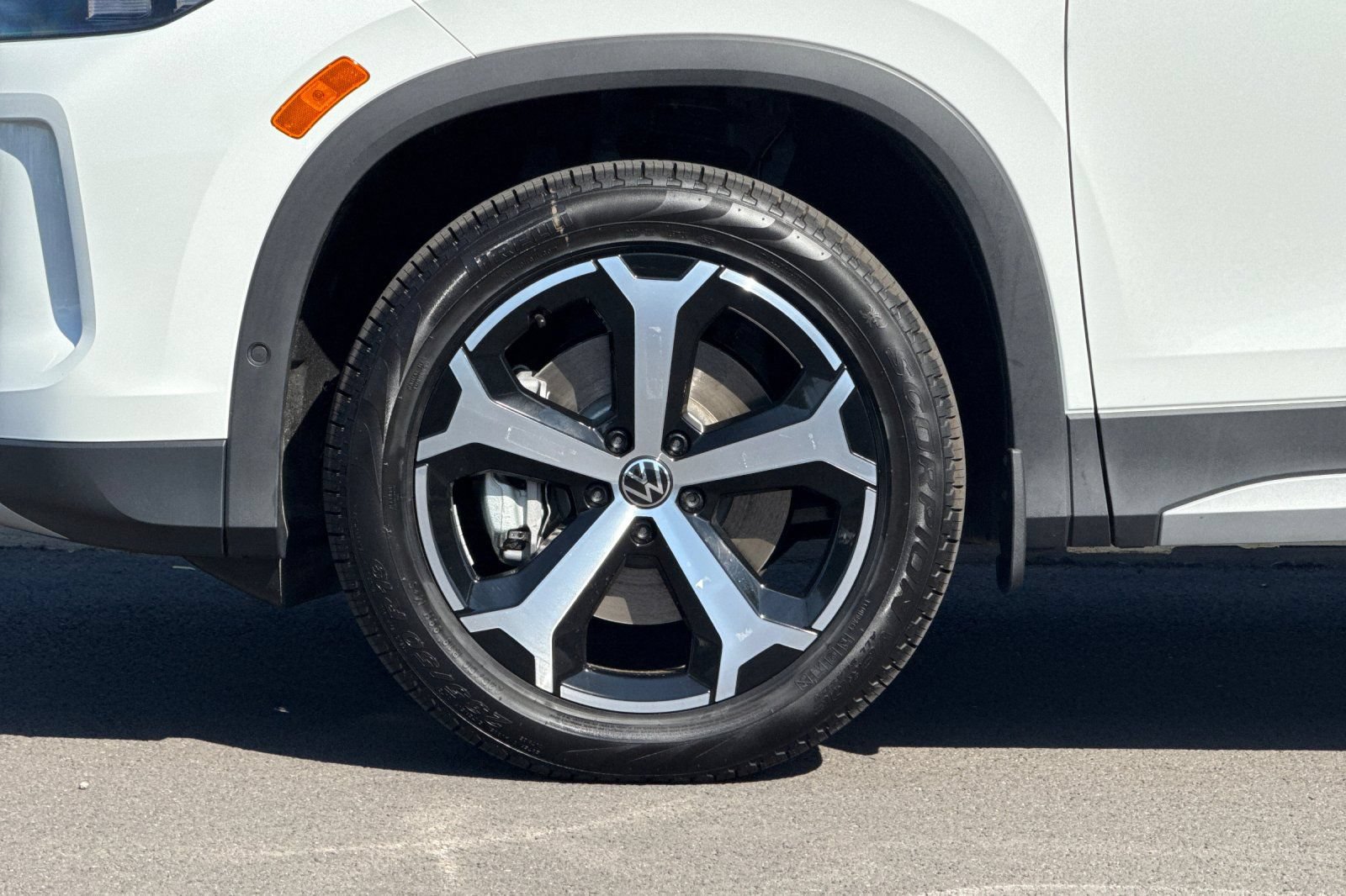 New 2026 Volkswagen Tiguan SE AWD/4WD image 24