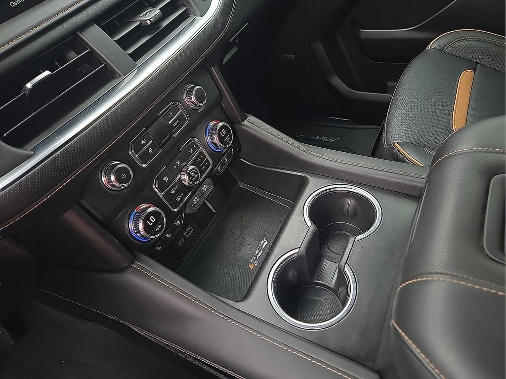 Used 2023 GMC Yukon XL AT4 w/ Technology Package image 20