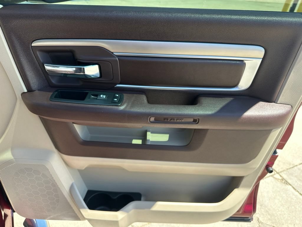 Used 2017 RAM 1500 Classic SLT RWD image 29