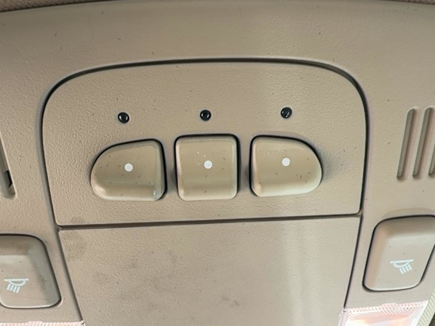 Used 2011 Buick Lucerne CXL FWD image 11