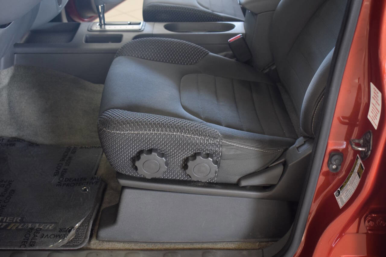 Used 2015 Nissan Frontier Desert Runner RWD image 63