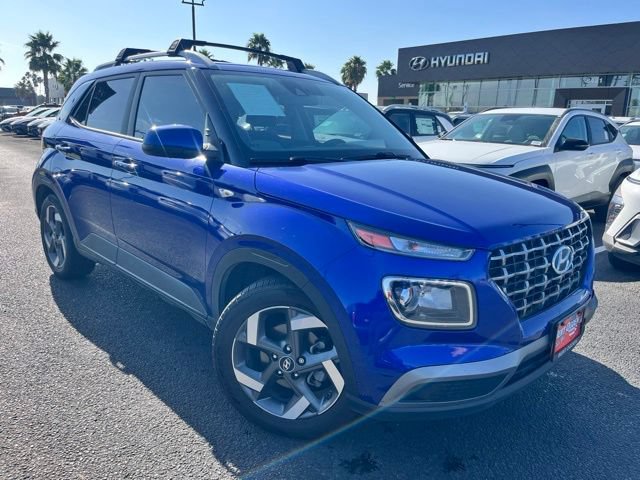 Certified 2021 Hyundai Venue SEL FWD image 1