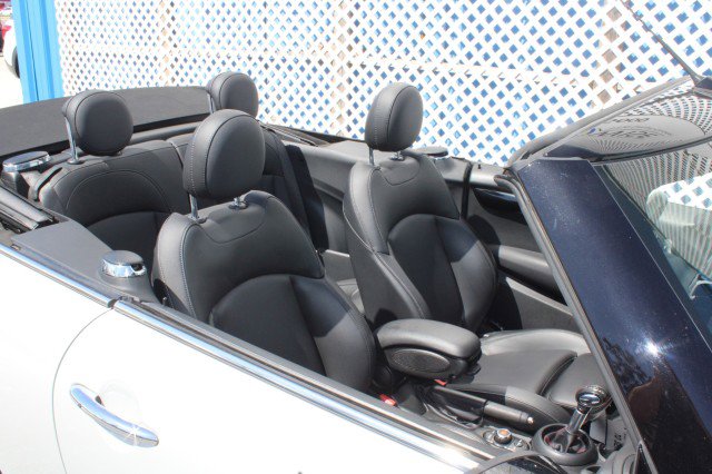 Used 2019 MINI Cooper S w/ Premium Package image 46