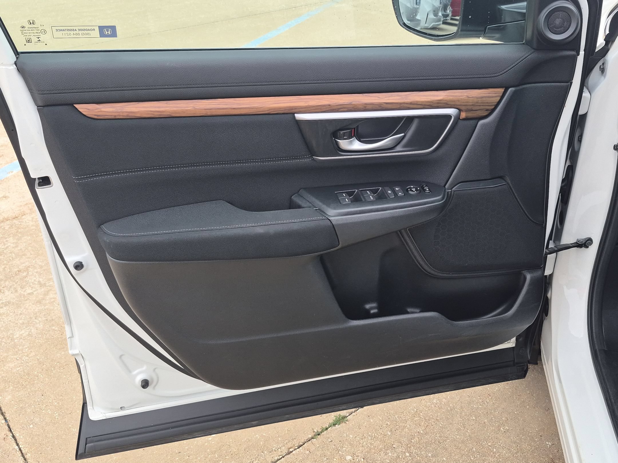 Used 2017 Honda CR-V EX image 12