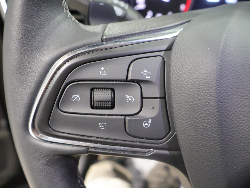 Used 2023 Buick Envision Avenir AWD/4WD image 35