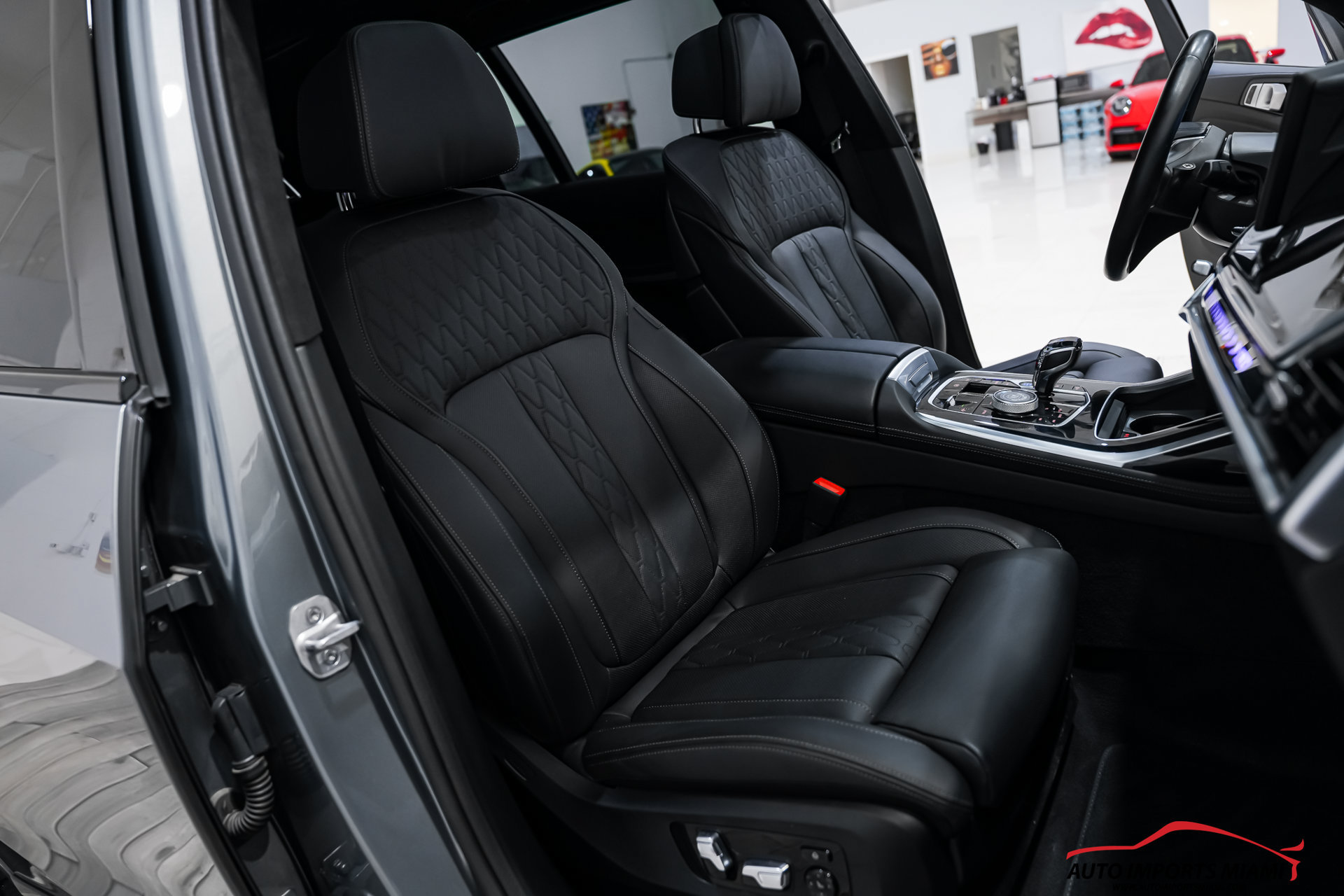 Used 2024 BMW ALPINA XB7 AWD/4WD image 49
