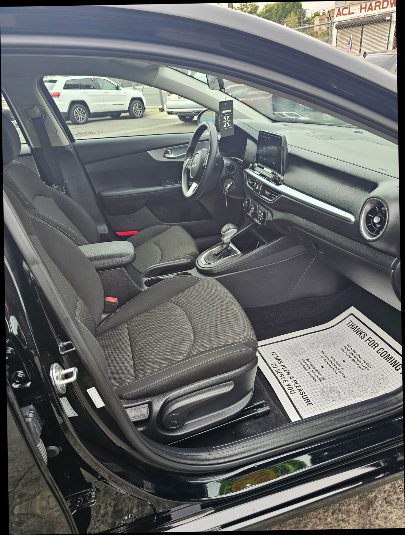 Used 2023 Kia Forte LXS image 9