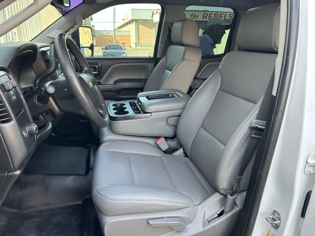 Used 2018 Chevrolet Silverado 2500 W/T w/ WT Convenience Package RWD image 9