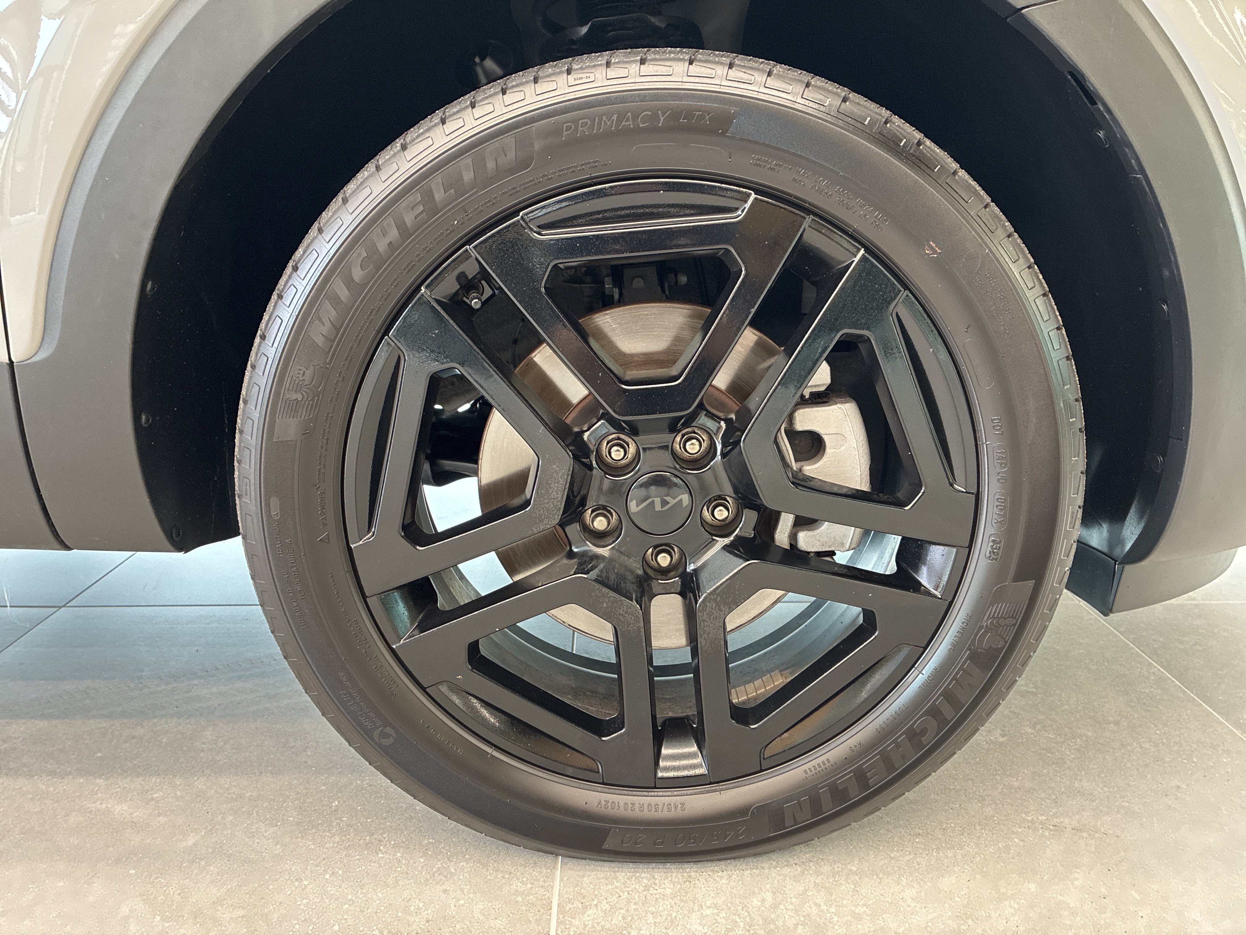 Certified 2025 Kia Telluride SX X-Line AWD/4WD image 28