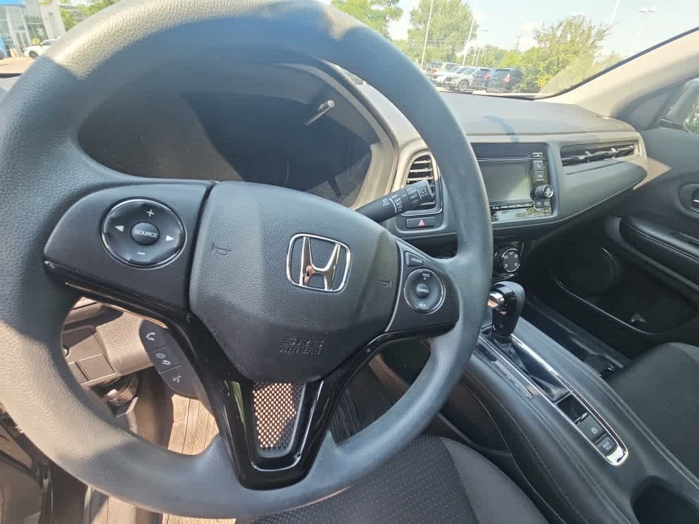 Certified 2021 Honda HR-V LX image 7