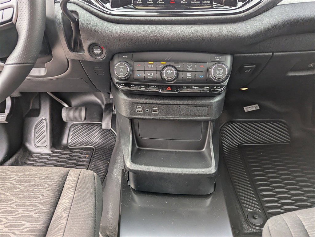 New 2025 Dodge Durango AWD image 27