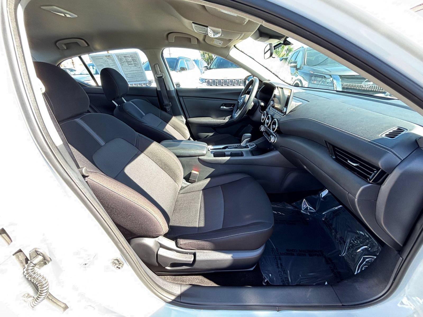Used 2025 Nissan Sentra SV FWD image 24