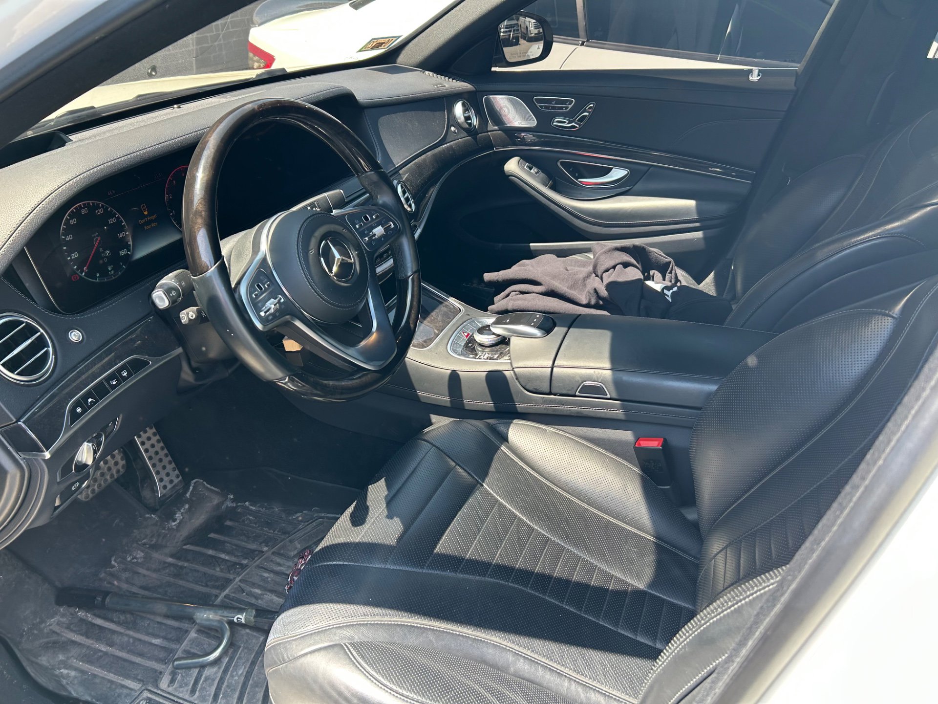Used 2019 Mercedes-Benz S 560 4MATIC Sedan image 5