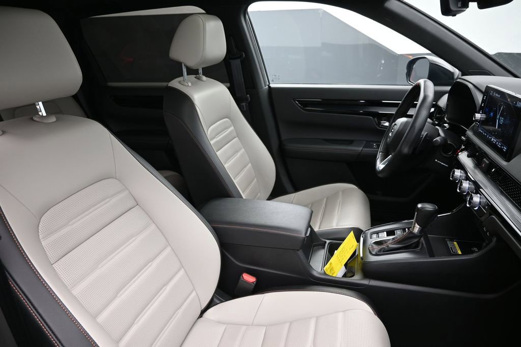 Used 2024 Honda CR-V Sport Touring image 13