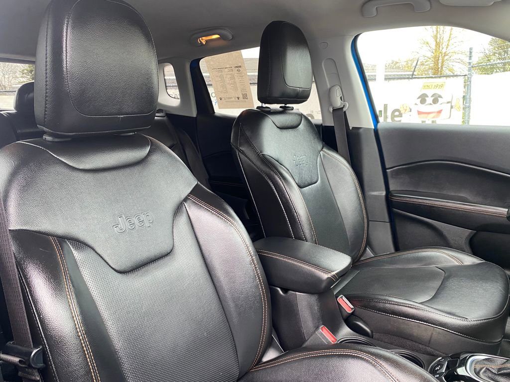 Used 2020 Jeep Compass Limited w/ Safety & Security Group AWD/4WD image 16