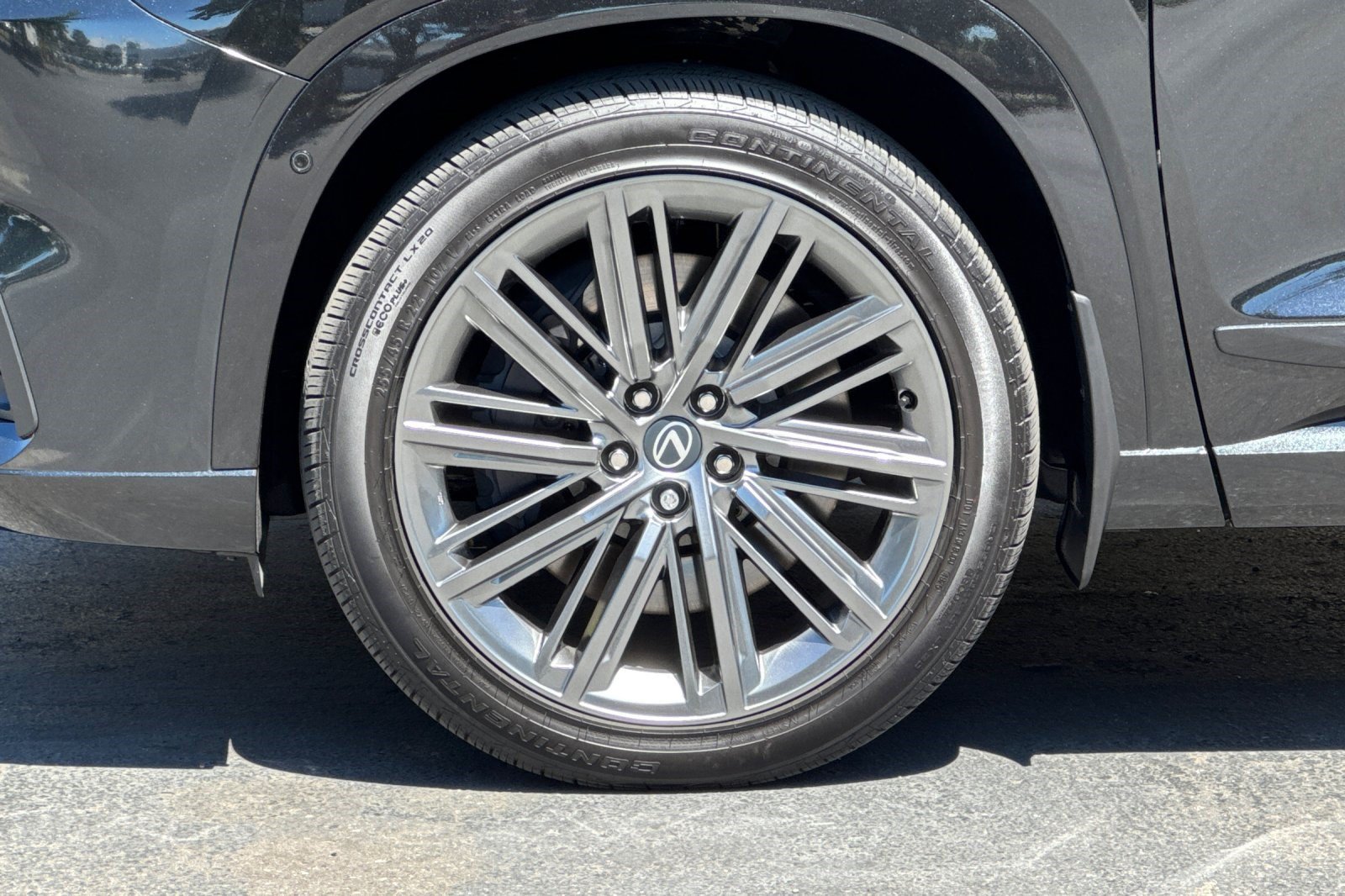 Certified 2026 Lexus TX 550h AWD Plug-In Hybrid w/ Technology Package image 38