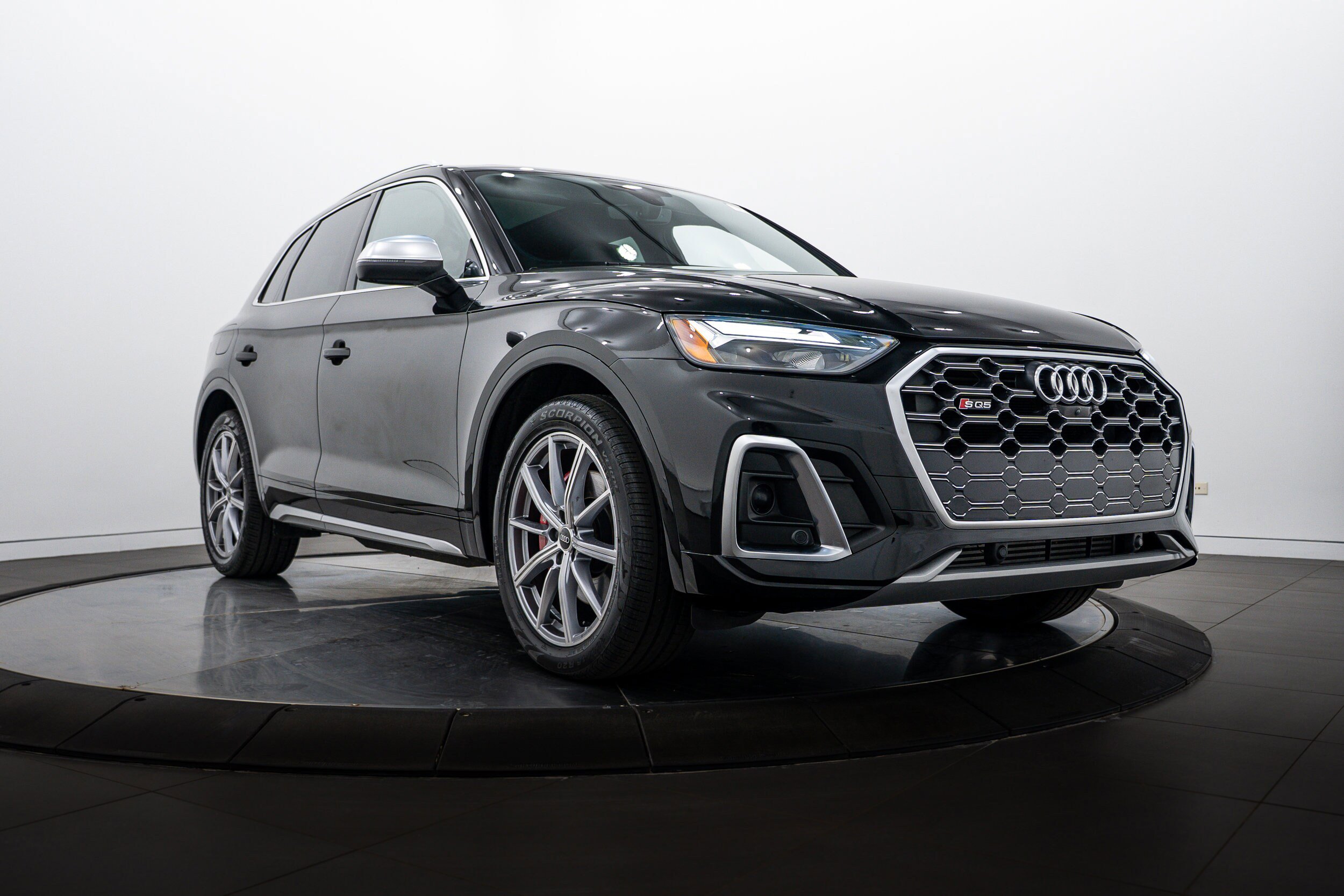 Certified 2023 Audi SQ5 Premium Plus w/ Premium Plus Package image 1