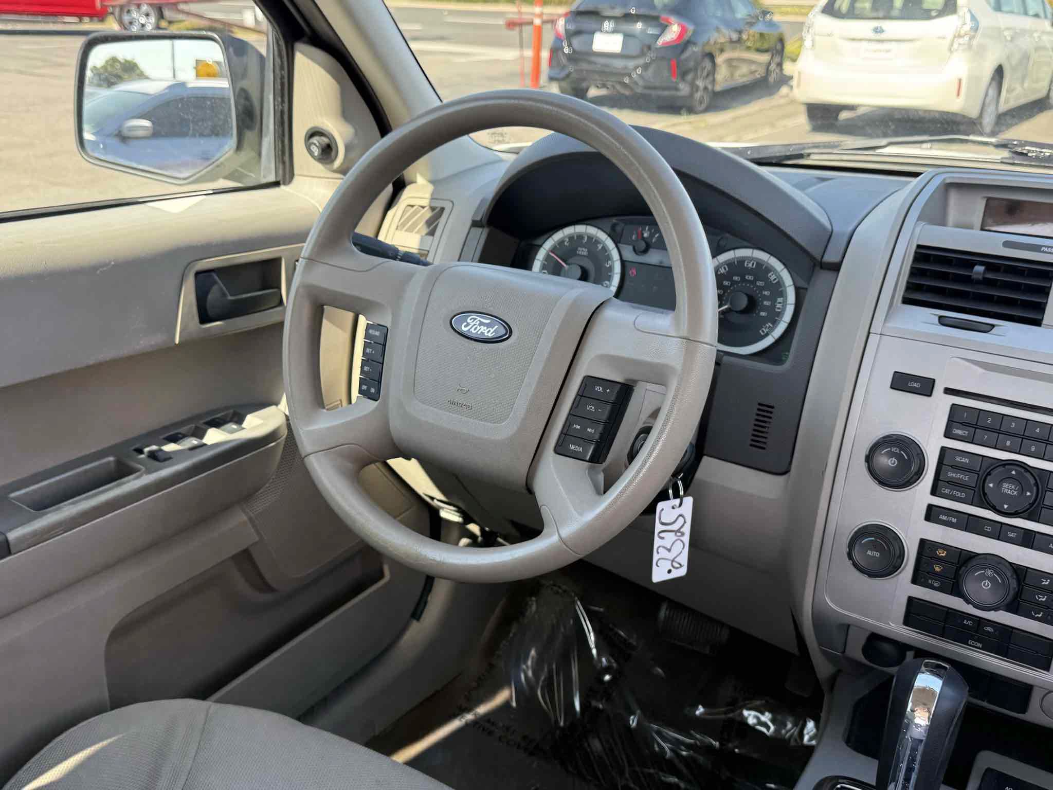 Used 2008 Ford Escape 2WD Hybrid image 36