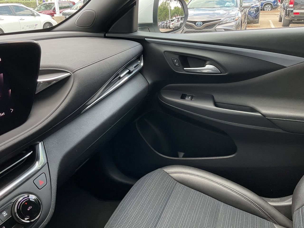 Used 2025 Buick Envista Preferred image 37