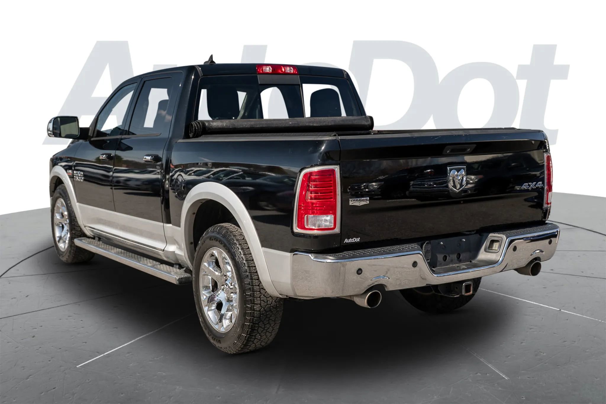 Used 2013 RAM 1500 Laramie w/ Convenience Group image 2