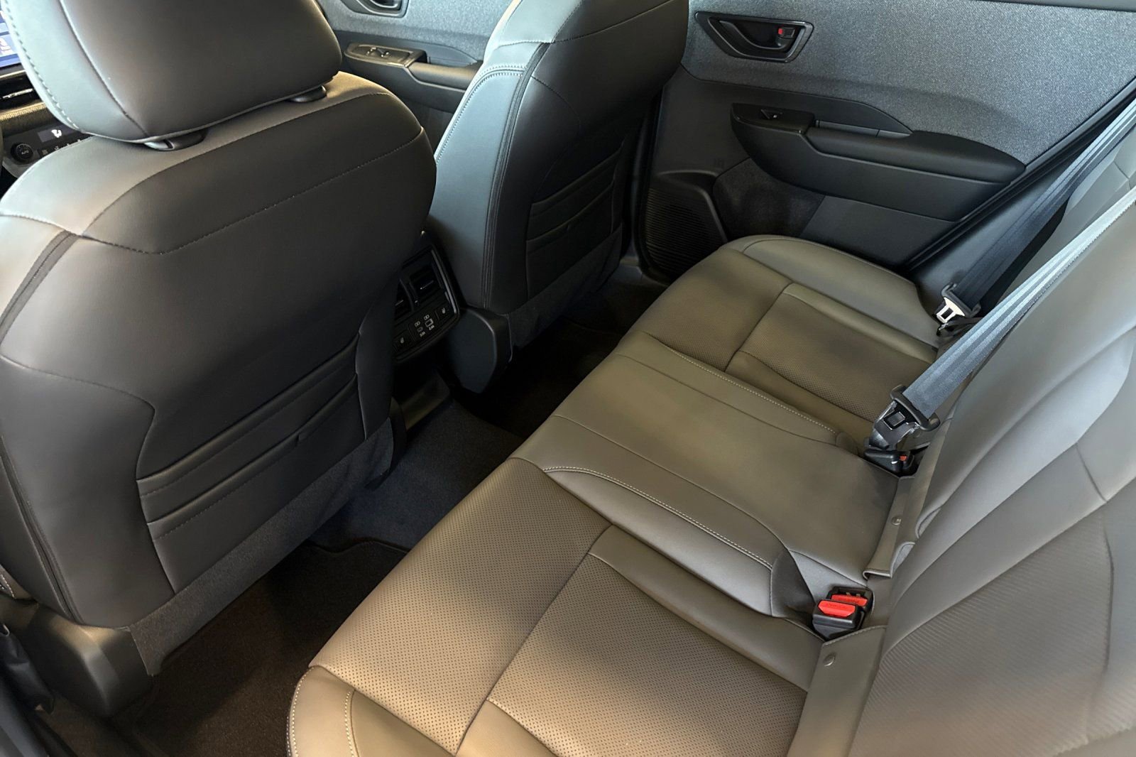 New 2026 Subaru Outback Limited image 11