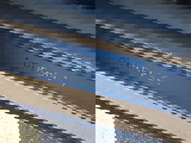 Used 2022 Tesla Model Y Long Range image 12