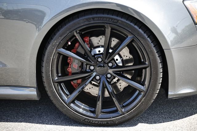 Used 2015 Audi RS 5 Coupe w/ Black Optic Plus Package AWD/4WD image 4