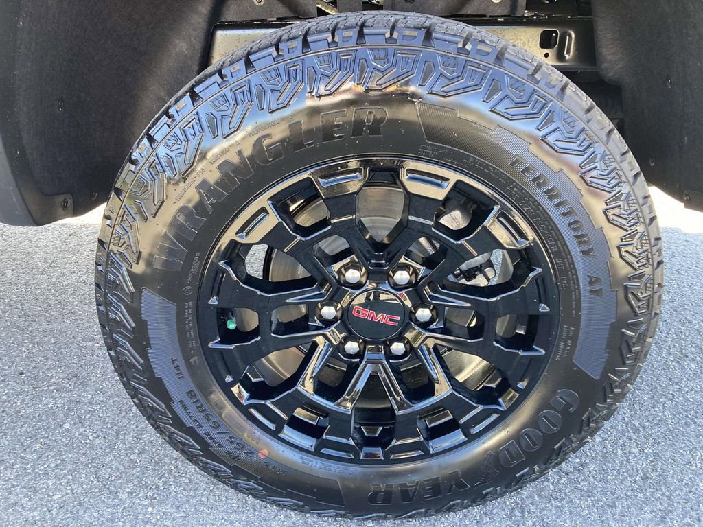 New 2026 GMC Canyon Elevation w/ Convenience Package image 10