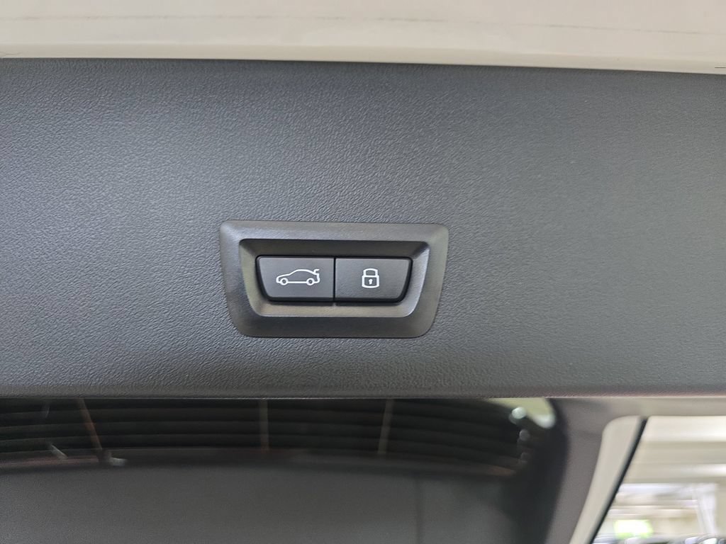 Used 2026 BMW X3 xDrive30i w/ Convenience Package AWD/4WD image 31