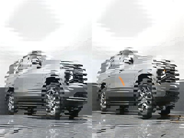 New 2026 Chevrolet Suburban Premier image 44