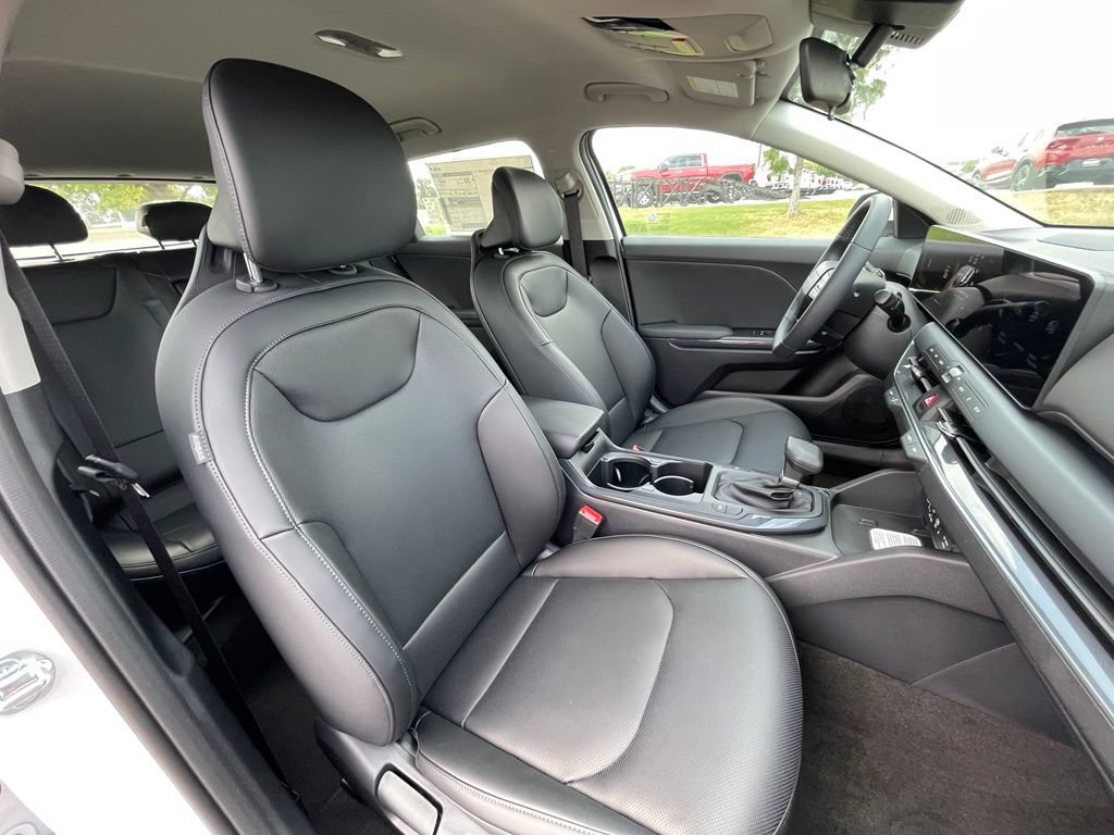 New 2026 Kia K4 EX FWD image 28