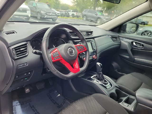 Used 2018 Nissan Rogue SV FWD image 18