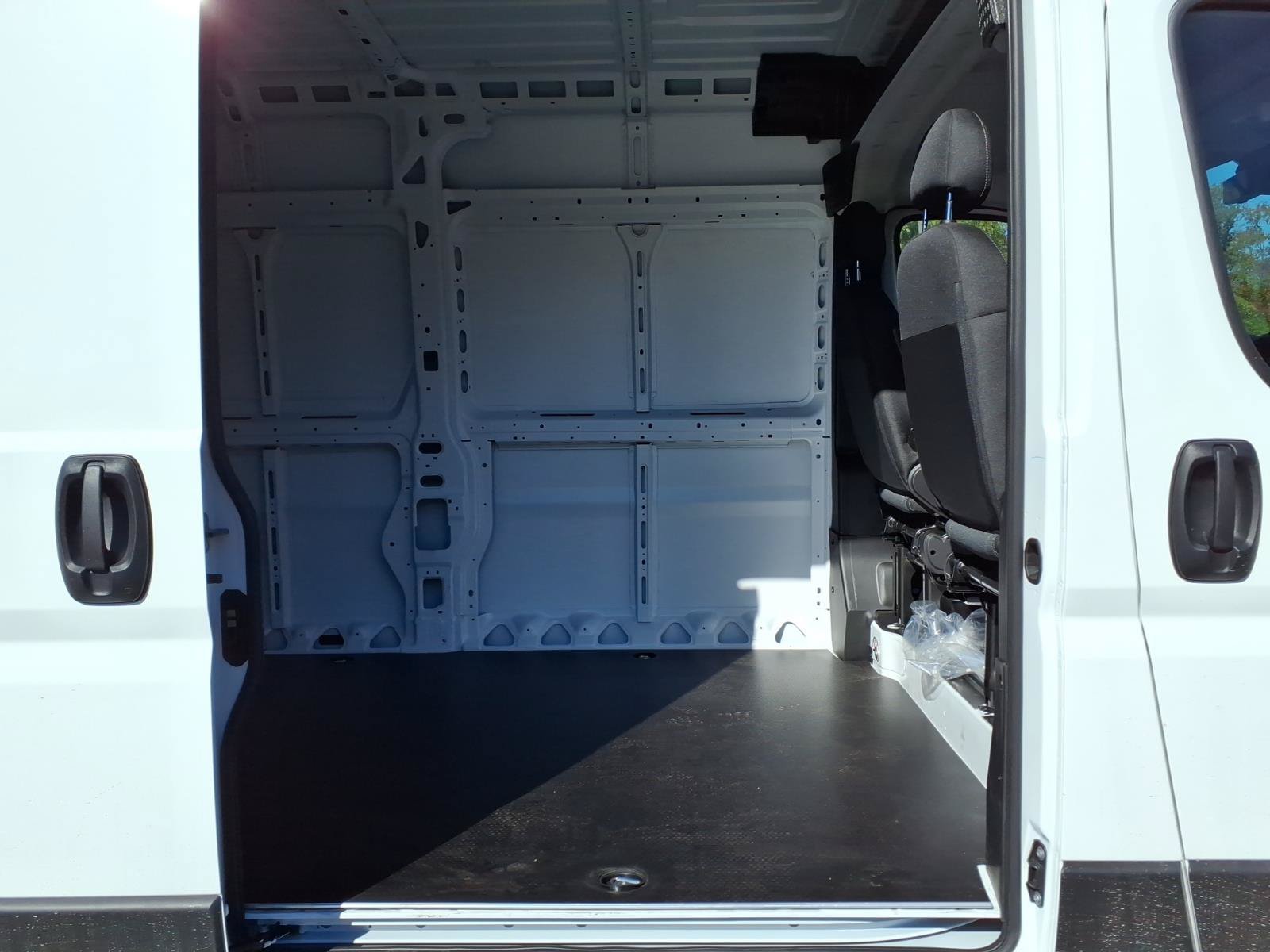 New 2027 RAM ProMaster 3500 w/ Safety Group FWD image 12