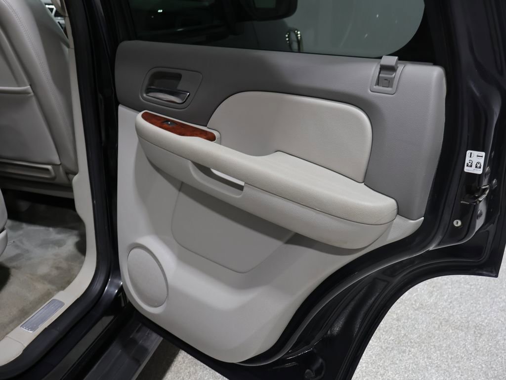 Used 2011 Chevrolet Tahoe LTZ image 24