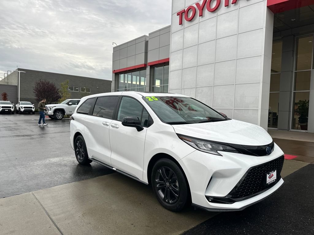 Certified 2025 Toyota Sienna XSE