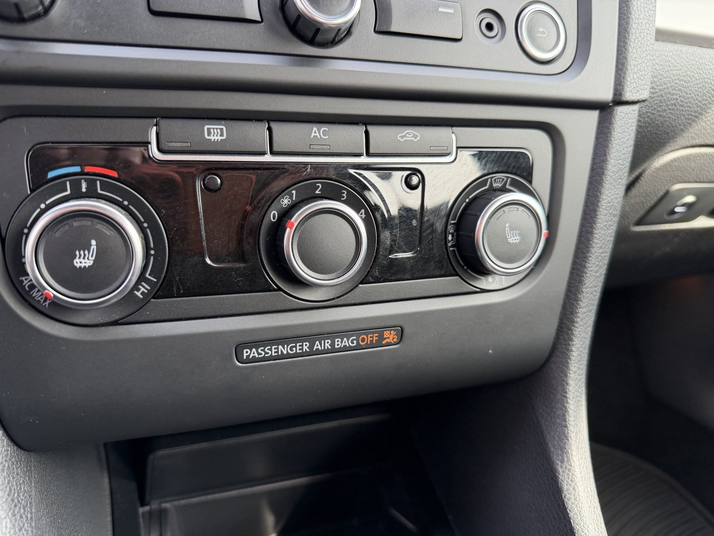 Used 2012 Volkswagen Golf TDI FWD image 20
