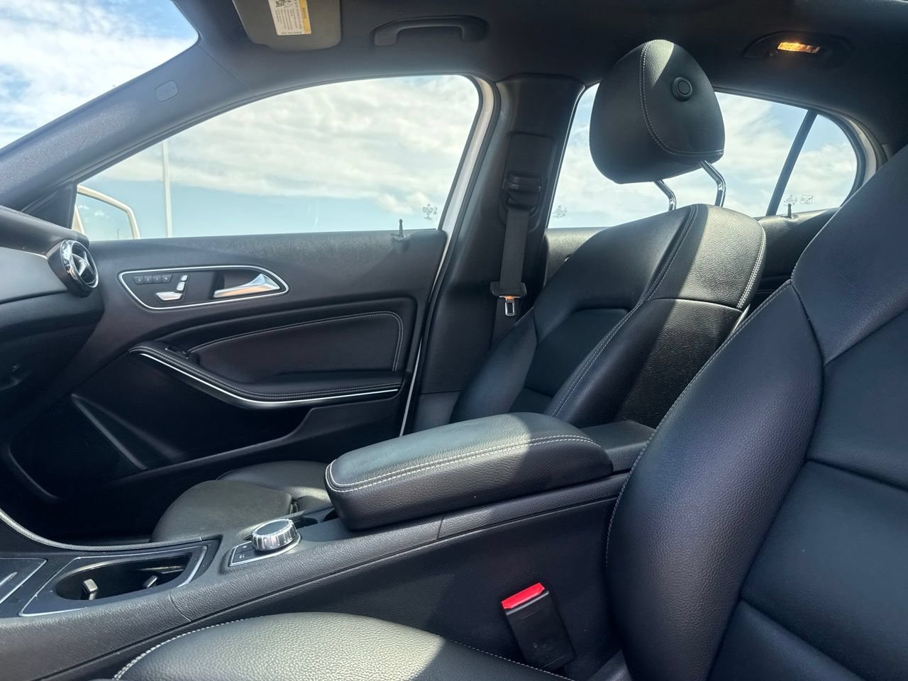 Used 2020 Mercedes-Benz GLA 250 image 40