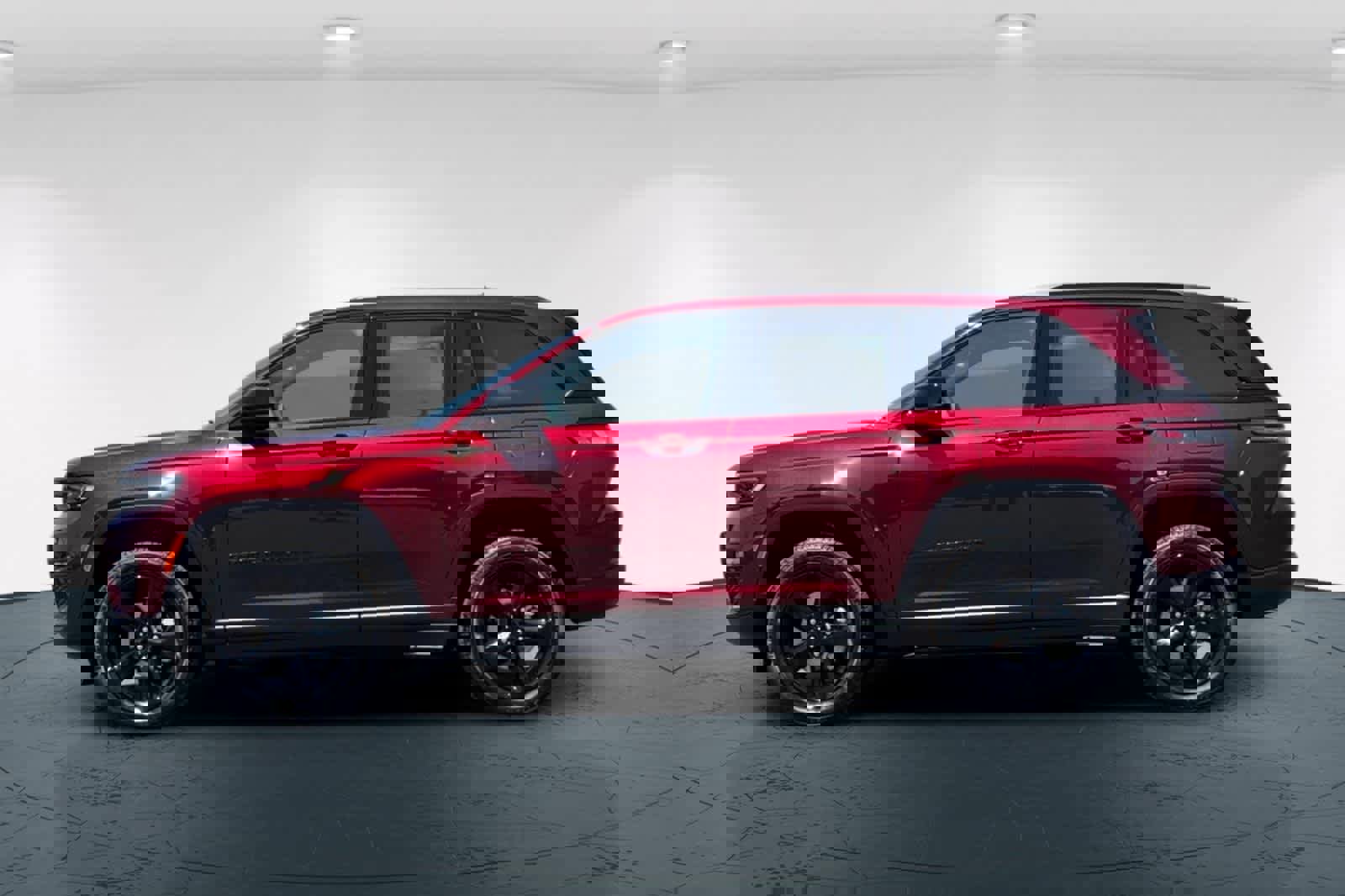 New 2025 Jeep Grand Cherokee Limited w/ Black Appearance Package image 9